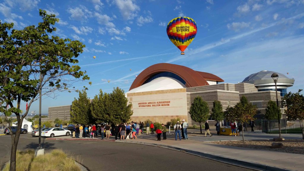 1Web-BMentrance-Credit-AAAIBMstaff