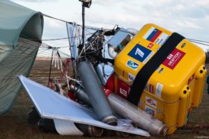 The gondola got bashed around and dragged the balloon Credit: http://flyfedor.ru/en/